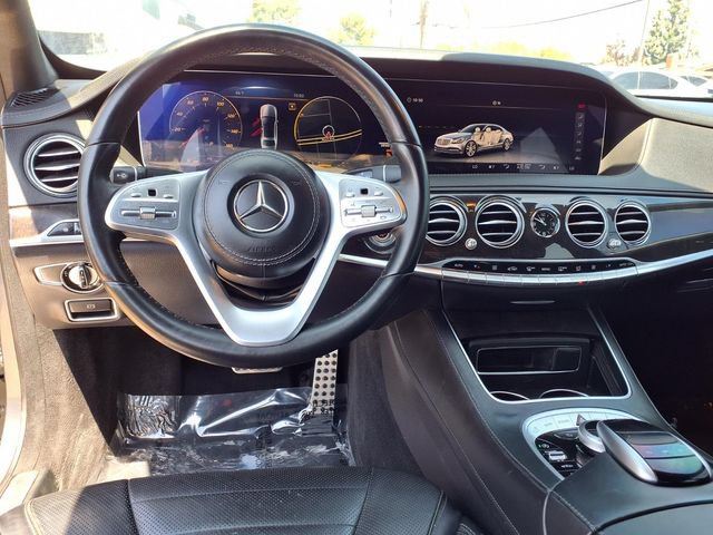 Used 2018 Mercedes-Benz S 560 Sedan image 9