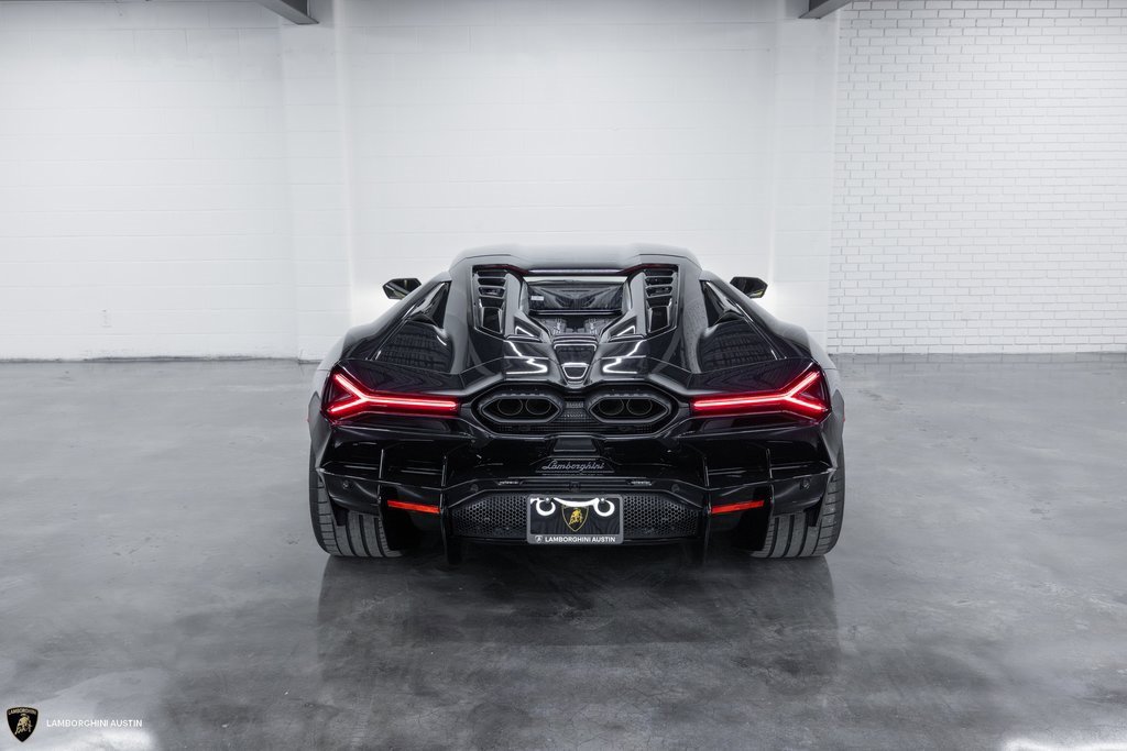 Used 2025 Lamborghini Revuelto image 14