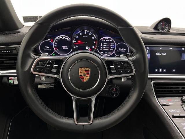 Used 2020 Porsche Panamera 4S image 16