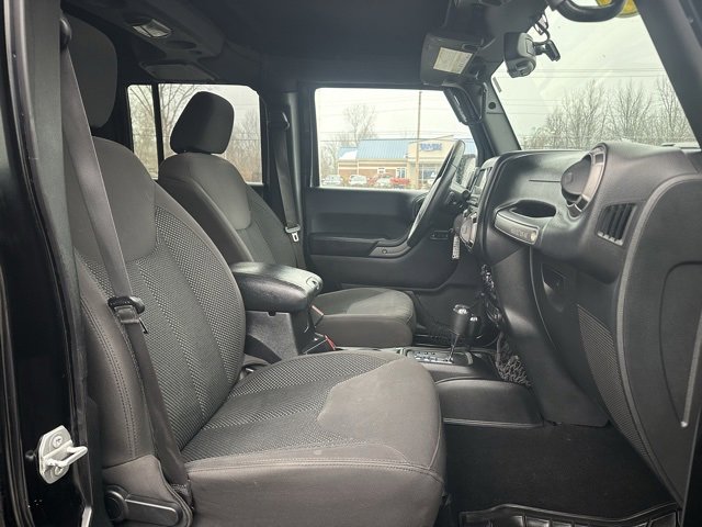 Used 2016 Jeep Wrangler Unlimited Sport image 7