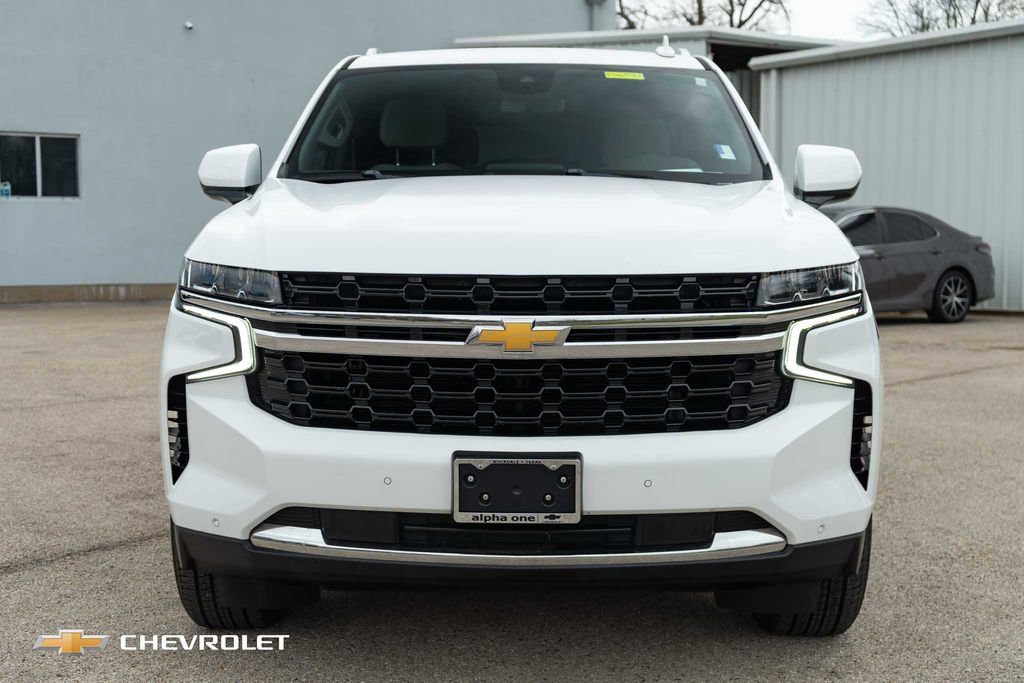 Used 2023 Chevrolet Tahoe LS RWD image 2