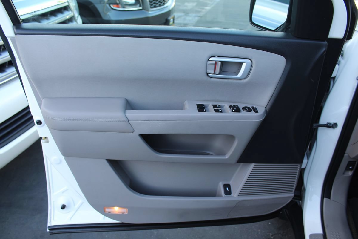Used 2015 Honda Pilot SE image 15