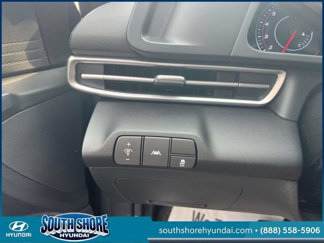 Certified 2021 Hyundai Elantra SEL w/ Cargo Package FWD image 20