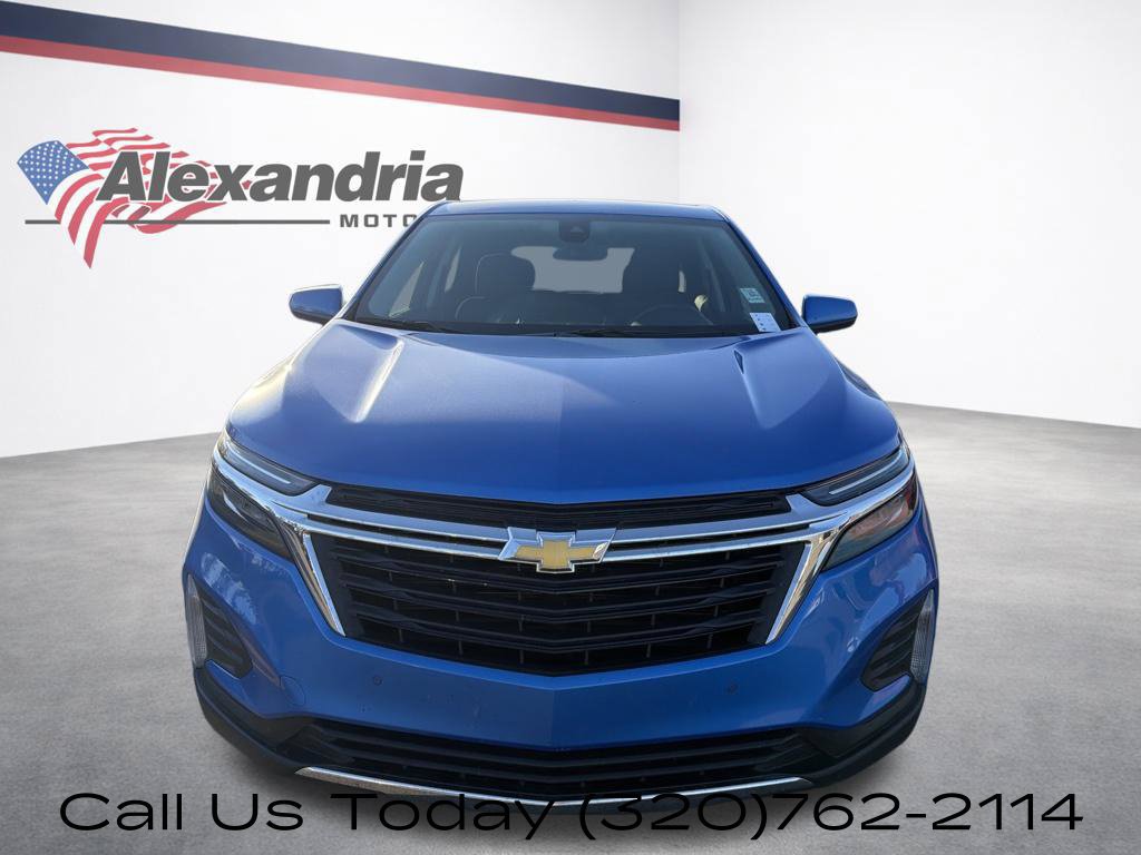 Used 2024 Chevrolet Equinox LT w/ LPO, Floor Liner Package AWD/4WD image 2