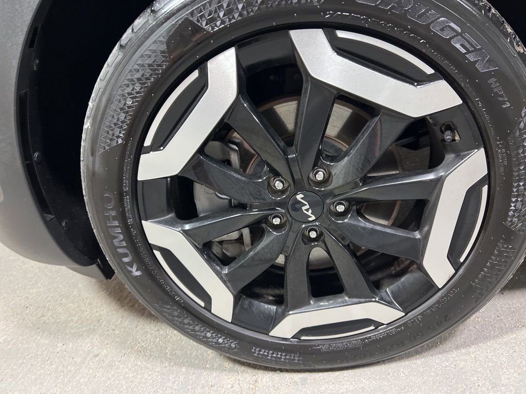 Used 2025 Kia Telluride S image 39