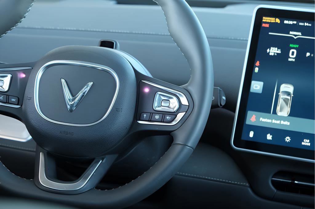 New 2024 VinFast VF 9 Plus image 7