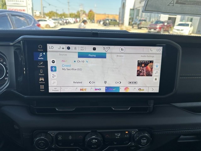 New 2025 Jeep Gladiator Sport image 35