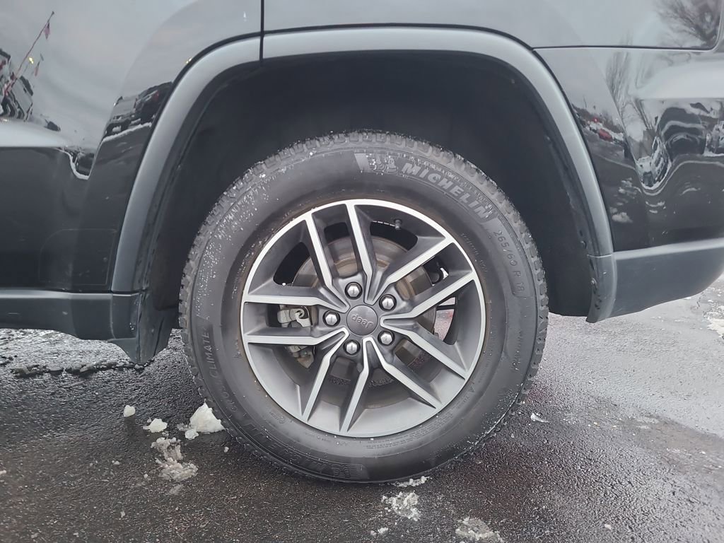 Used 2020 Jeep Grand Cherokee Limited w/ Trailer Tow Group IV image 14