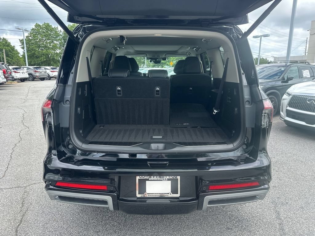 Used 2025 INFINITI QX80 Sensory AWD/4WD image 15