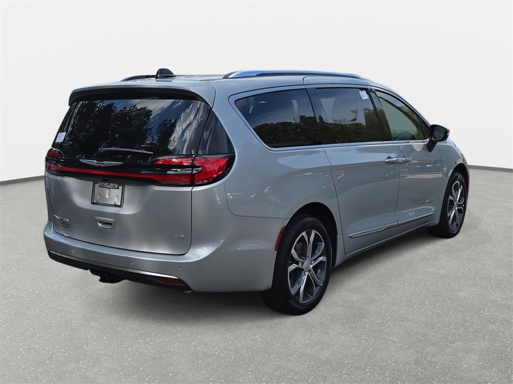 New 2026 Chrysler Pacifica Pinnacle w/ Trailer Tow Group image 5