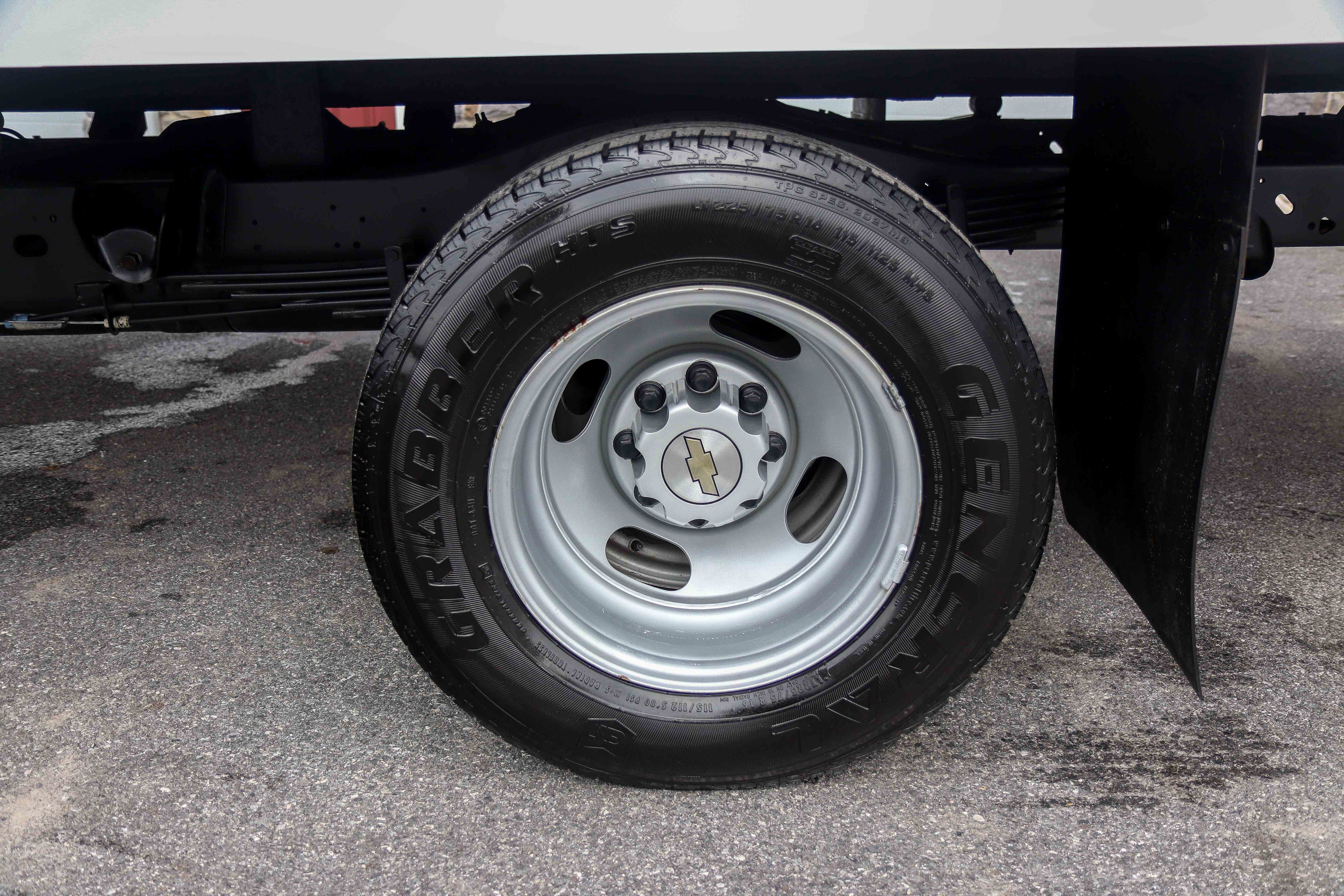 Used 2024 Chevrolet Express 3500 w/ Power Convenience Package RWD image 24