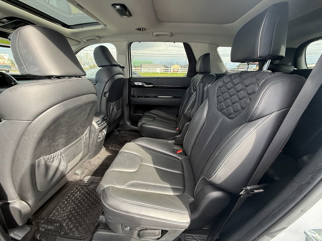 Used 2021 Hyundai Palisade Limited image 19