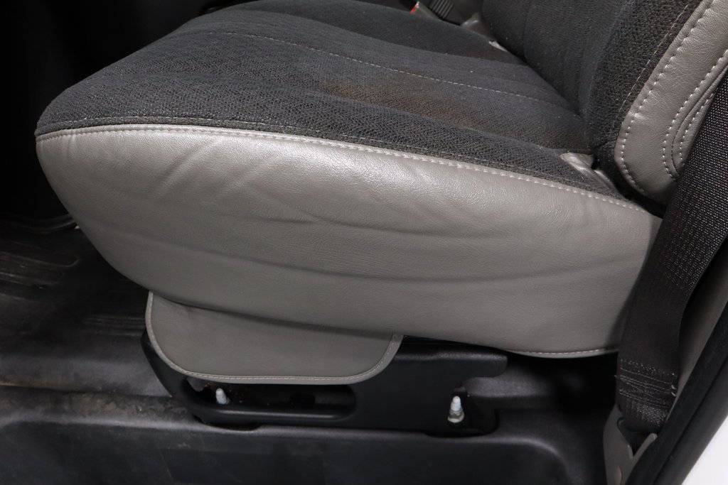 Used 2024 Chevrolet Express 2500 w/ Driver Convenience Package image 19