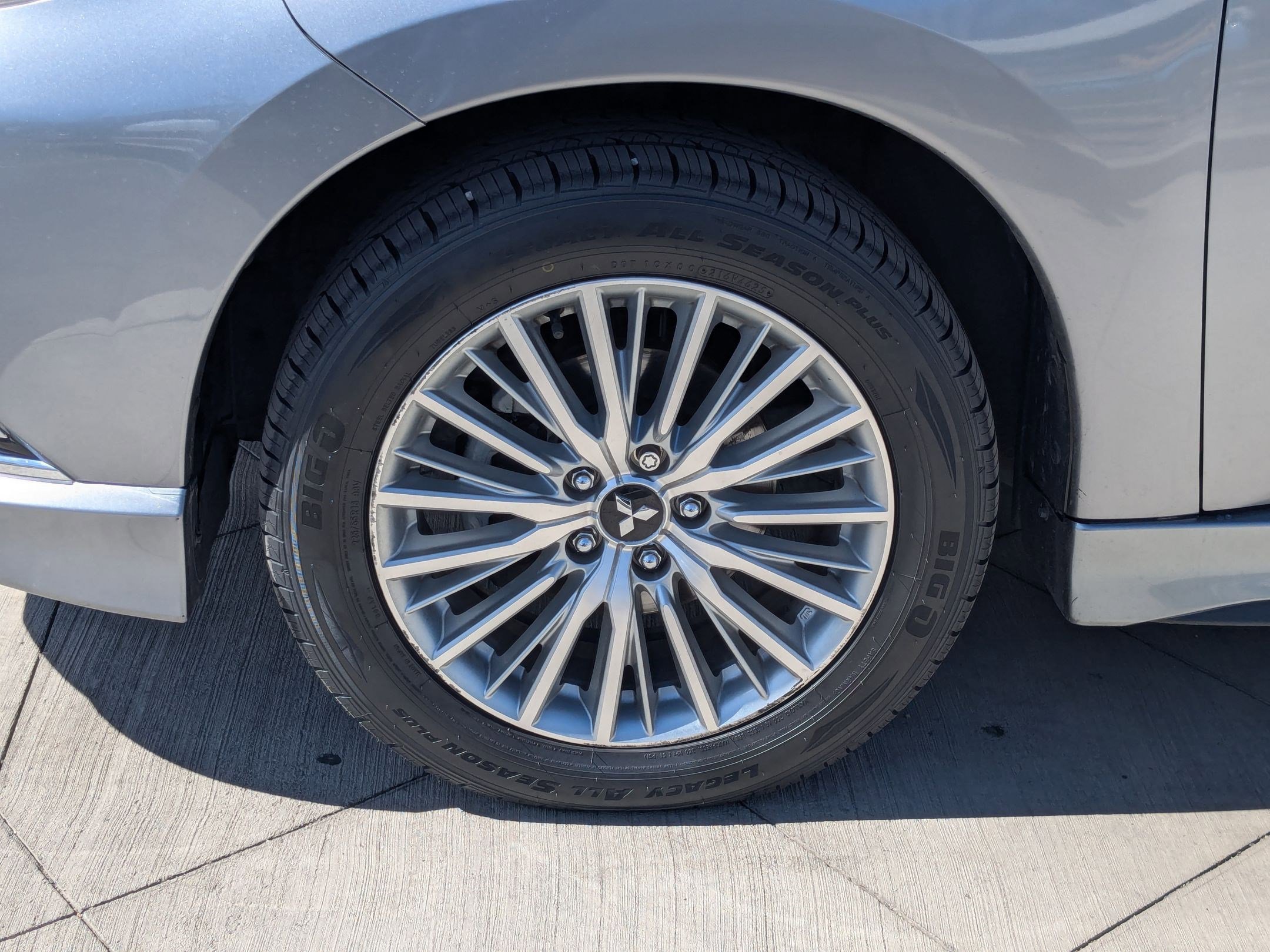 Used 2019 Mitsubishi Outlander SEL image 12