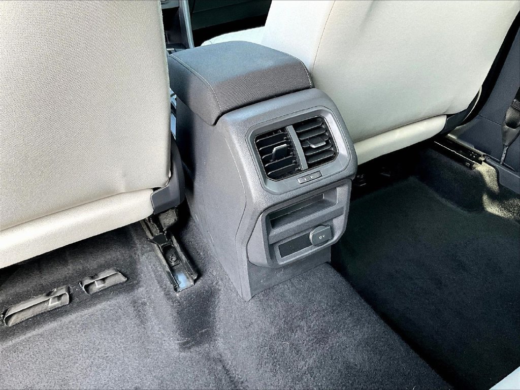 Used 2019 Volkswagen Tiguan S w/ Driver Assistance Package AWD/4WD image 12
