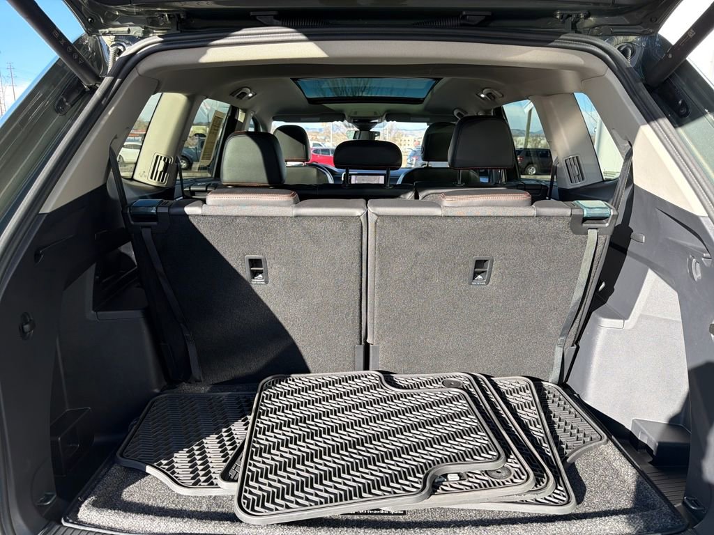 Certified 2024 Volkswagen Atlas Peak Edition SEL image 25