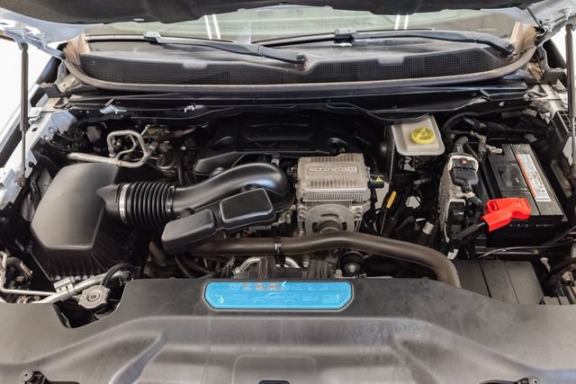 Certified 2022 Jeep Wagoneer Series II AWD/4WD image 3