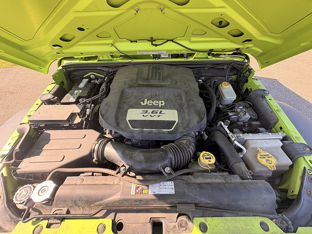Used 2012 Jeep Wrangler Sport AWD/4WD image 13