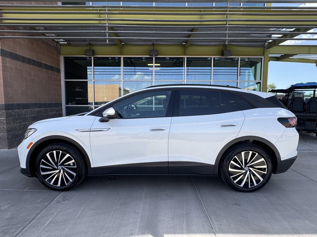 Used 2024 Volkswagen ID.4 S image 7