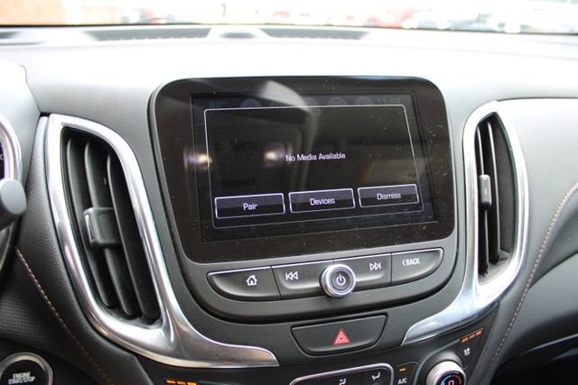 Used 2018 Chevrolet Equinox Premier AWD/4WD image 21