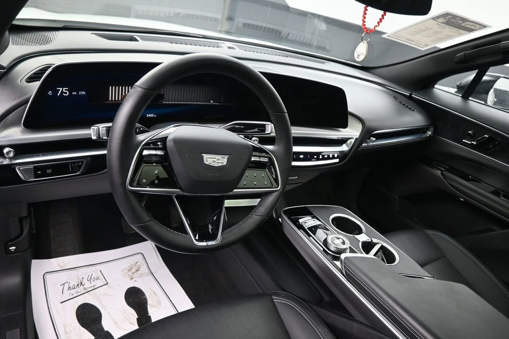 Used 2024 Cadillac Lyriq Sport AWD/4WD image 25