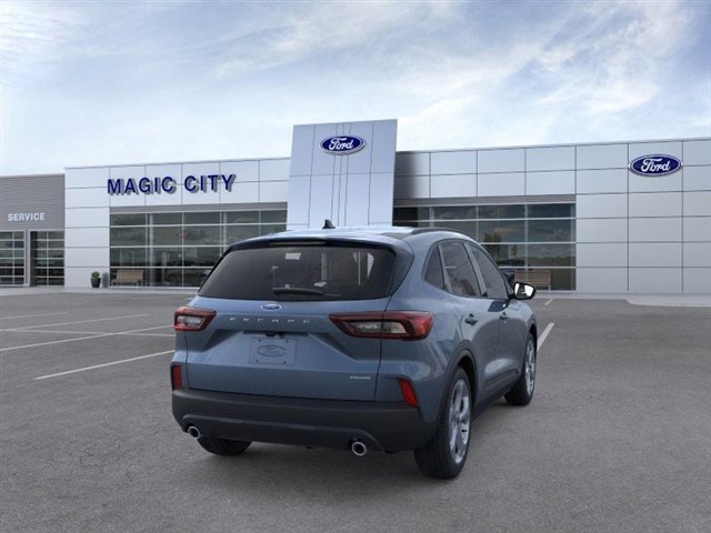 New 2026 Ford Escape ST-Line w/ Cold Weather Package image 8