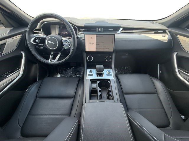 Used 2026 Jaguar F-PACE R-Dynamic S AWD/4WD image 12