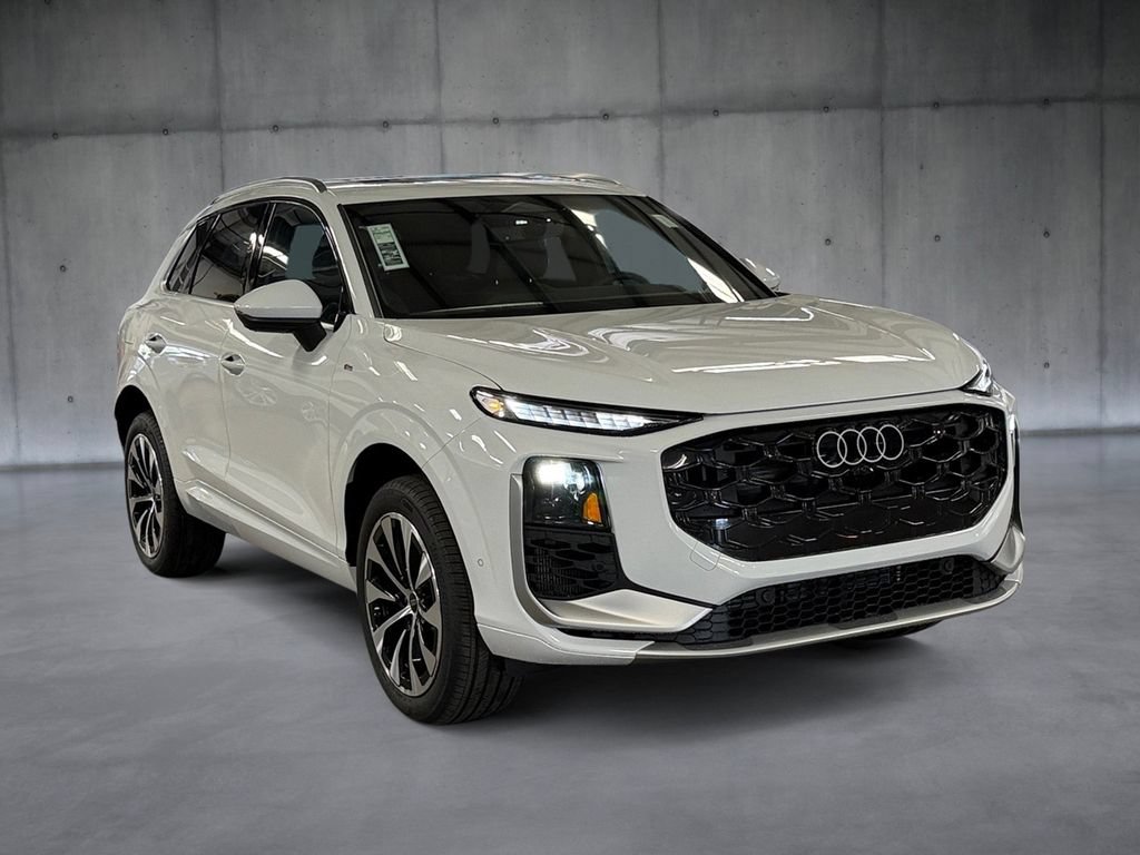 New 2026 Audi Q3 quattro 2.0T AWD/4WD image 7