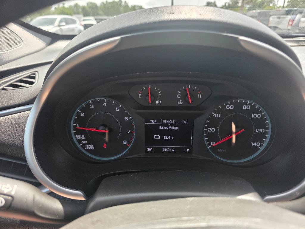 Used 2023 Chevrolet Malibu LT FWD image 14