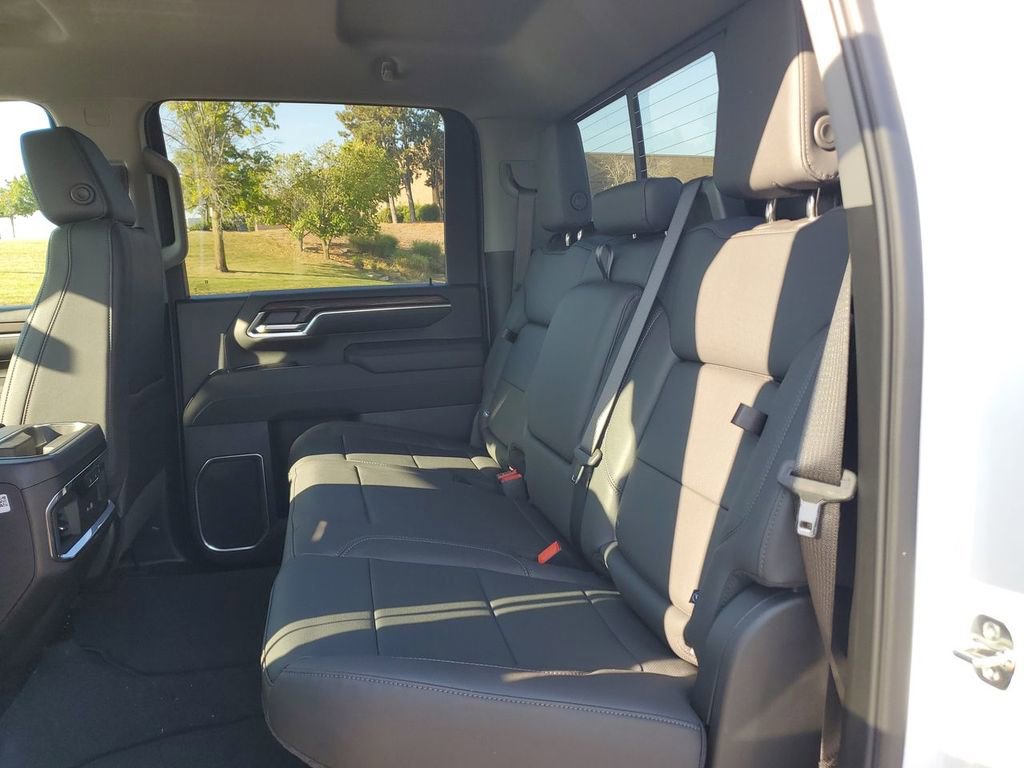 New 2026 GMC Sierra 3500 SLT w/ SLT Premium Package image 25