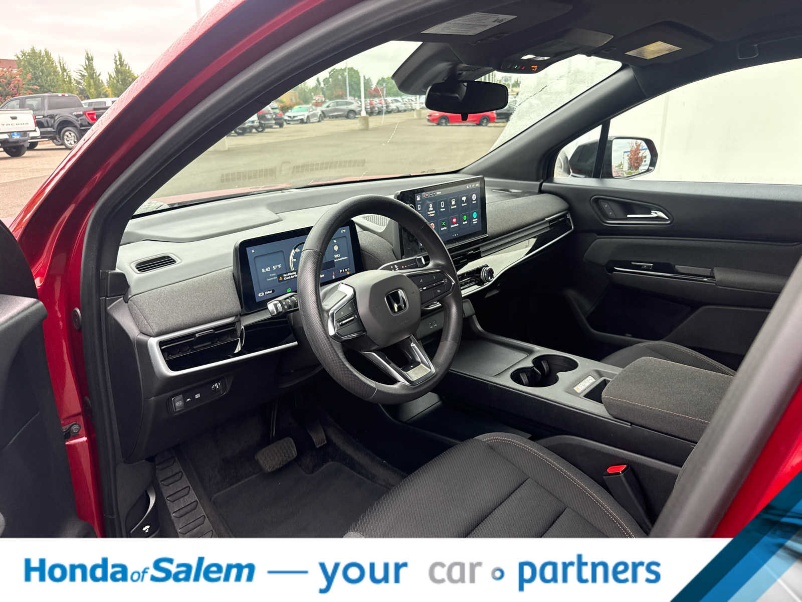 Used 2024 Honda Prologue EX image 2