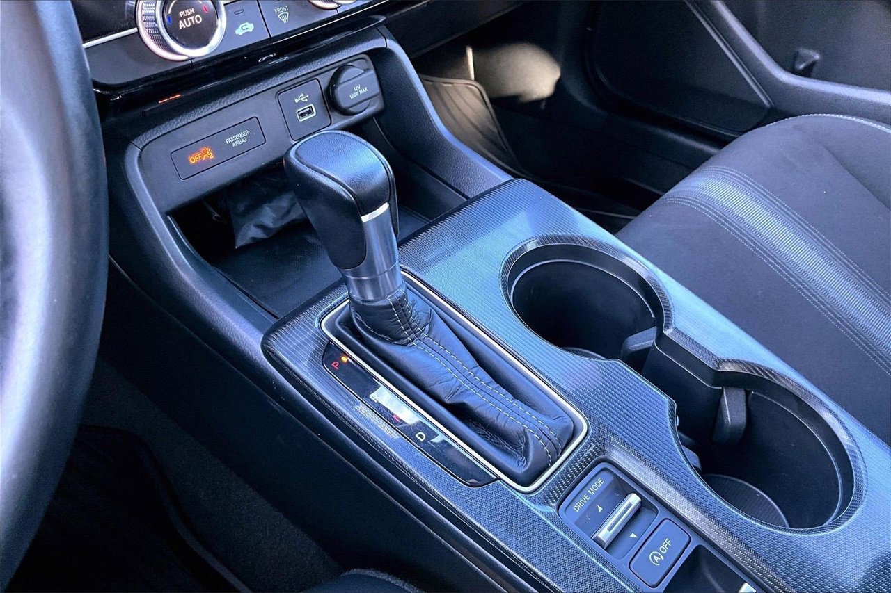 Used 2023 Honda Civic Sport image 28