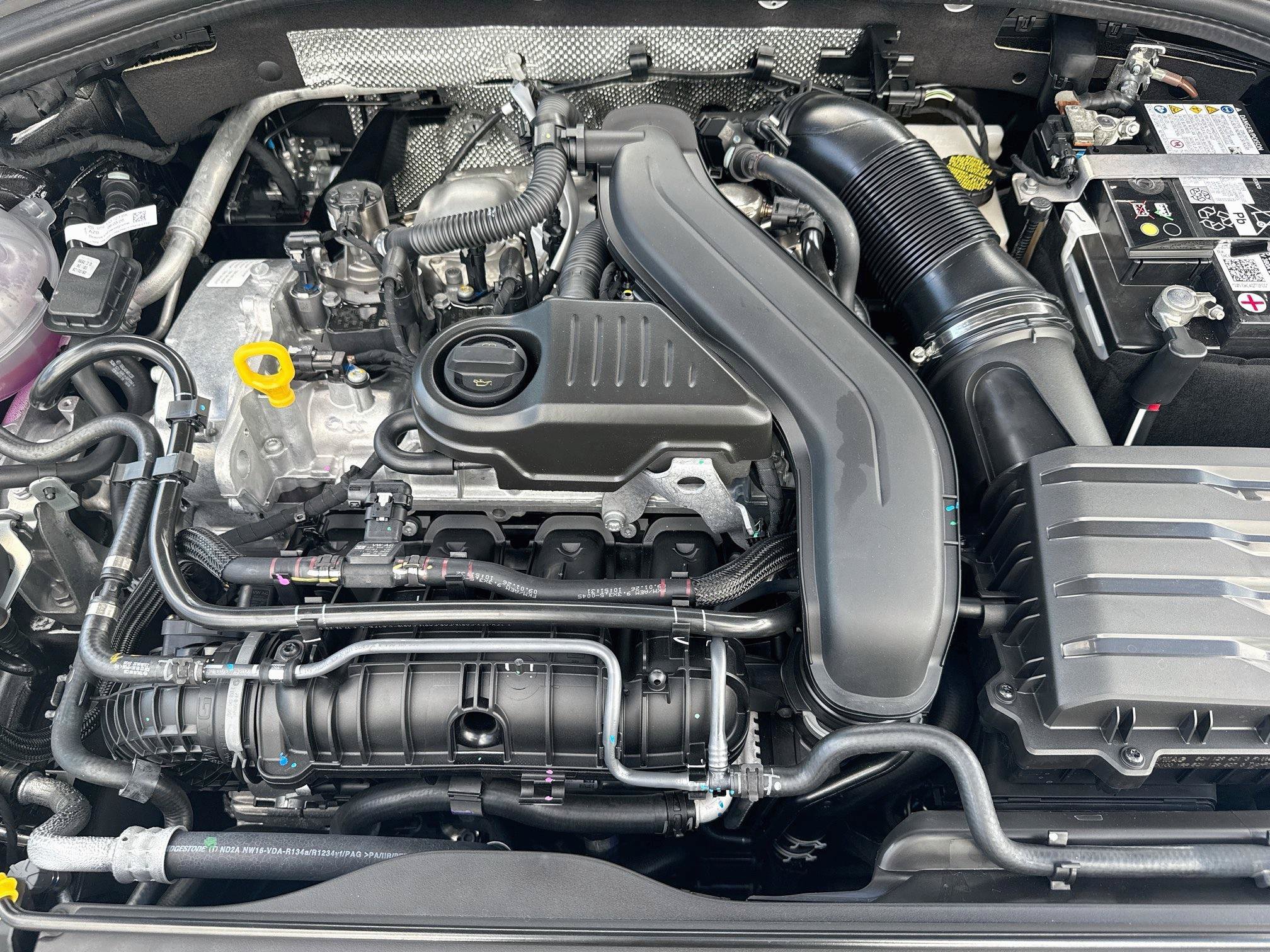 New 2027 Volkswagen Jetta SE FWD image 24