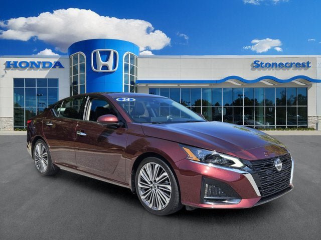 Used 2024 Nissan Altima 2.5 SL FWD image 1
