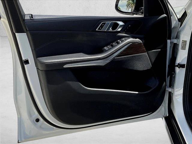 Used 2020 BMW X5 sDrive40i w/ Premium Package RWD image 14
