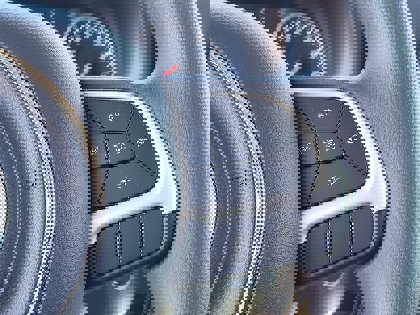 Used 2023 Jeep Renegade Latitude image 18