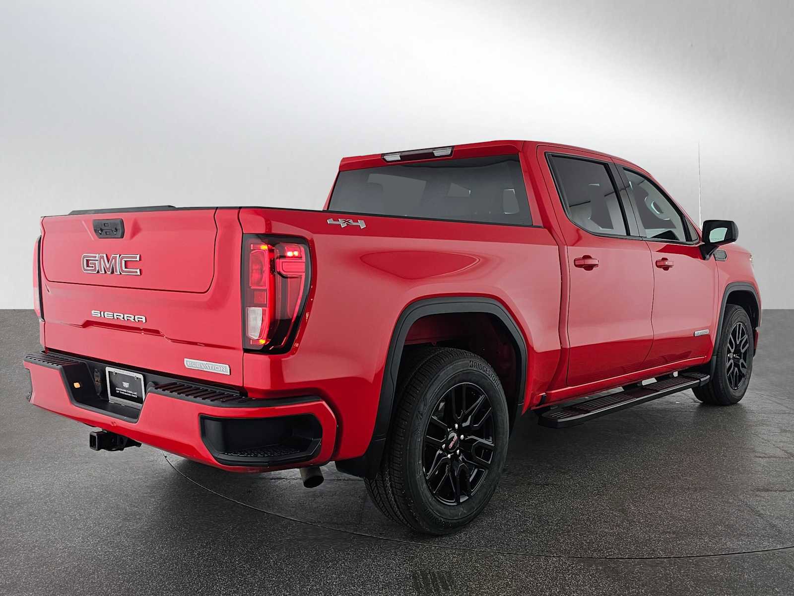 Used 2022 GMC Sierra 1500 Elevation image 3
