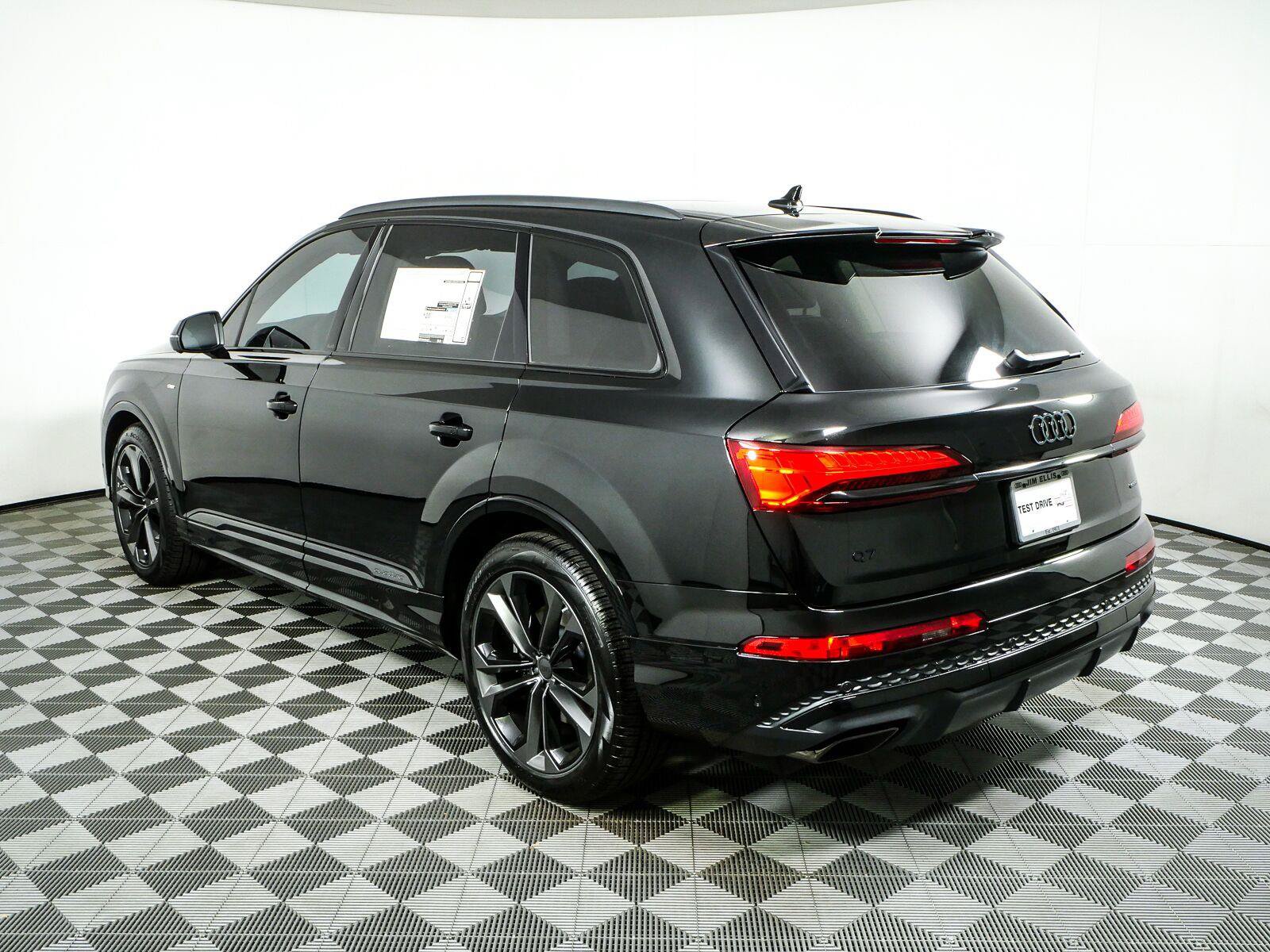 New 2026 Audi Q7 Premium Plus AWD/4WD image 30