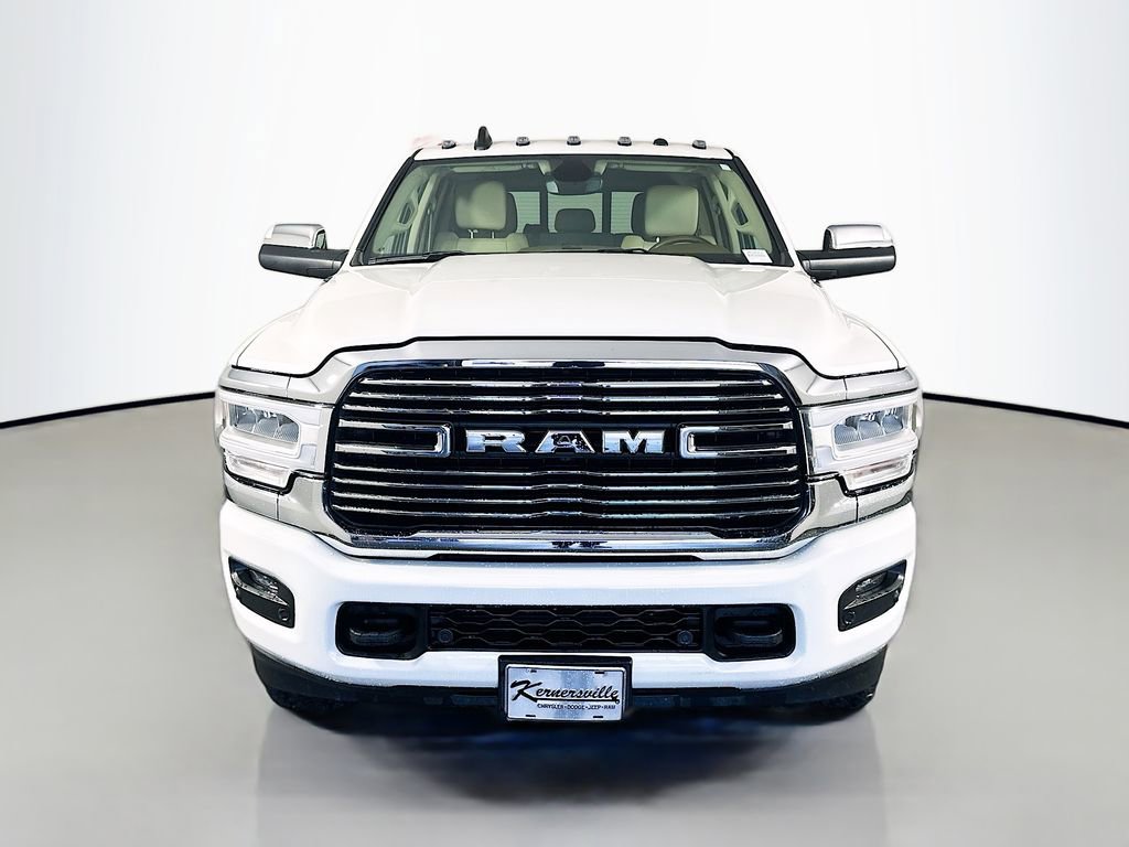 Used 2022 RAM 2500 Laramie AWD/4WD image 2