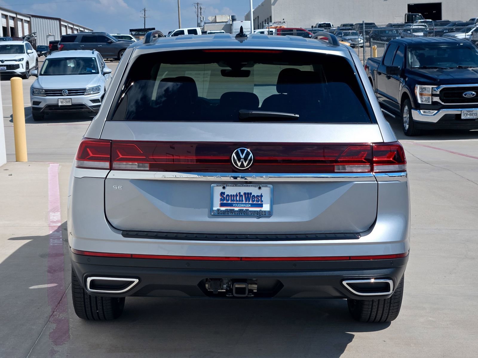 New 2026 Volkswagen Atlas SE image 7