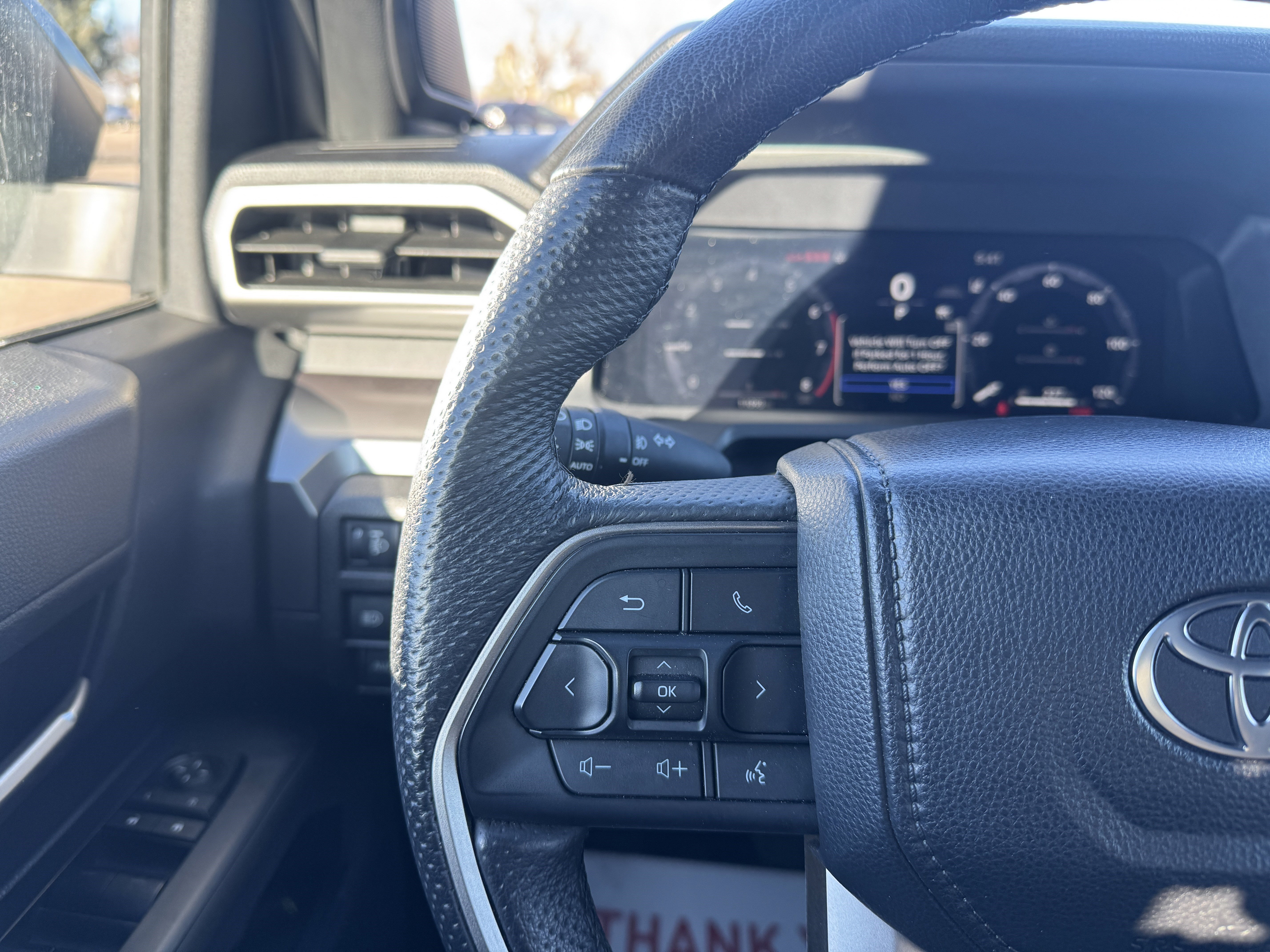 Used 2025 Toyota Tacoma TRD Off-Road image 22