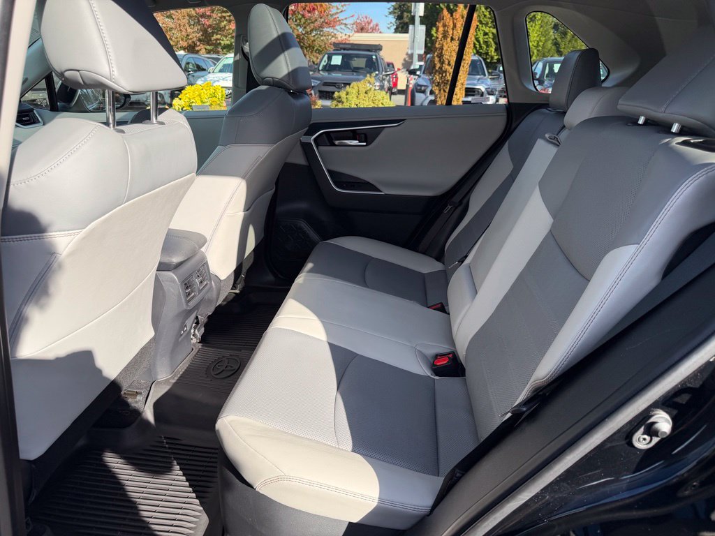 Certified 2022 Toyota RAV4 Limited AWD/4WD image 16