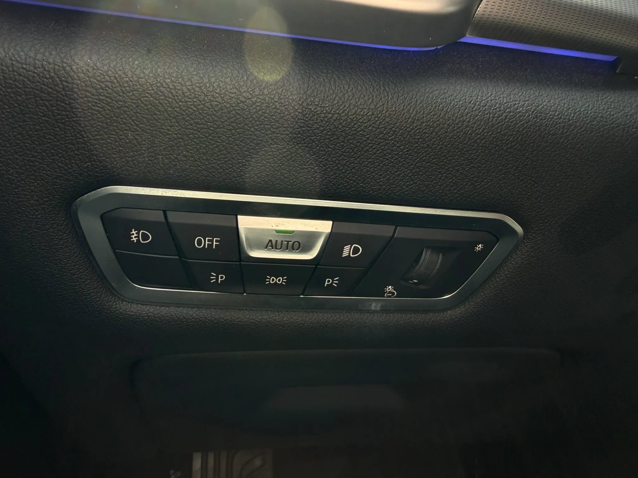 Used 2019 BMW X5 xDrive40i w/ Premium Package 2 AWD/4WD image 26