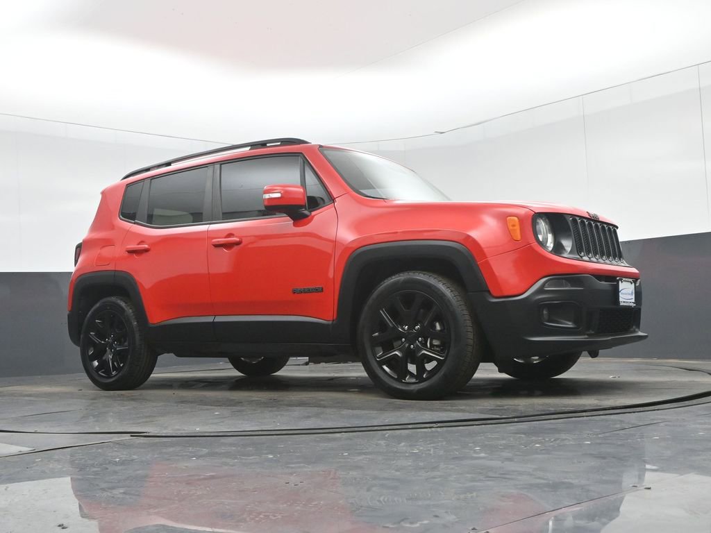 Used 2017 Jeep Renegade Altitude FWD image 47