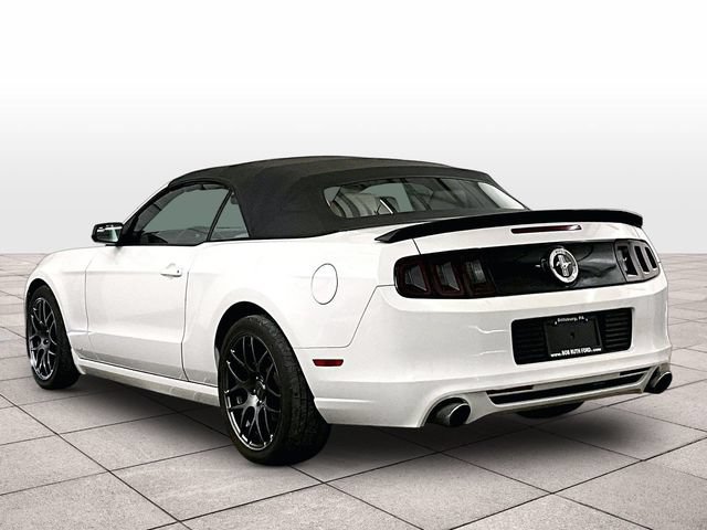 Used 2014 Ford Mustang Premium RWD image 10