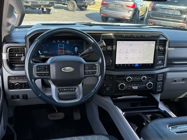 Used 2024 Ford F250 Limited image 8