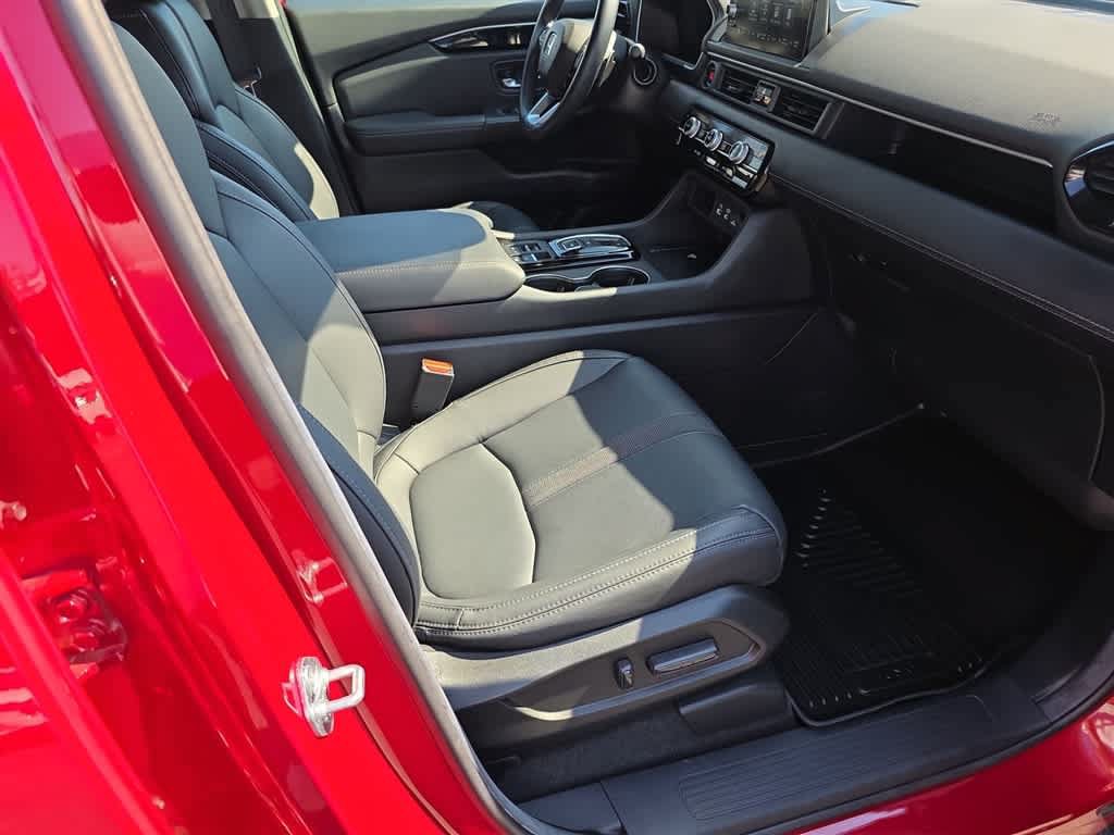 Certified 2025 Honda Pilot EX-L image 12
