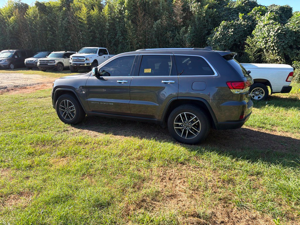 Certified 2020 Jeep Grand Cherokee Limited w/ Luxury Group II RWD image 13