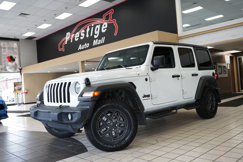 Used 2024 Jeep Wrangler Unlimited Sport AWD/4WD image 21