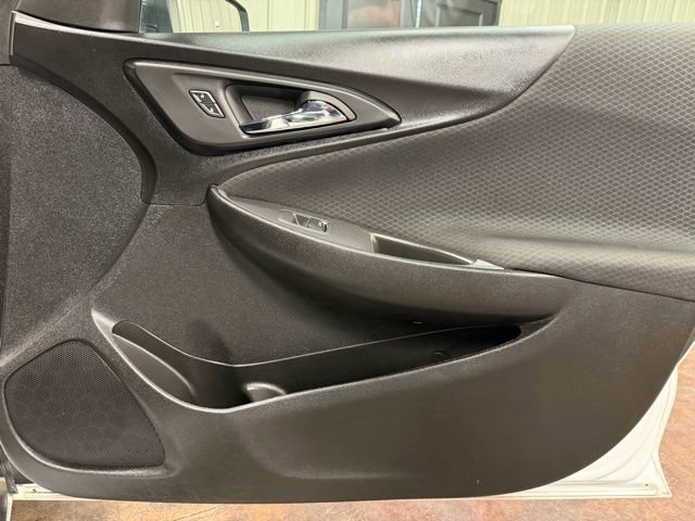 Used 2023 Chevrolet Malibu LT FWD image 24